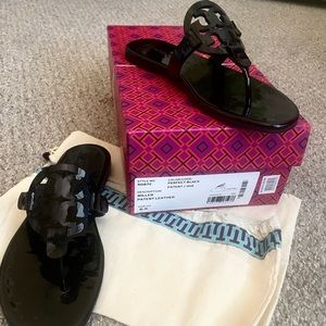 TORY MURCH MILLER sandal’s patent leather